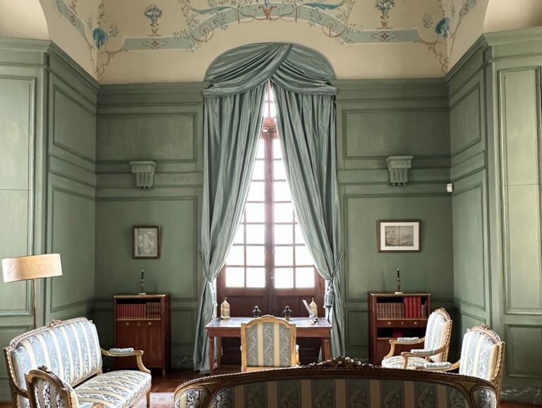 Chambre-du-Dome-Château-de-vayres intérieur-chambre-dôme-château-de-vayres