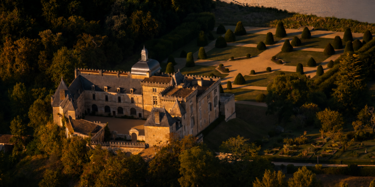chateau-de-vayres-lumiere-du-soir château de vayres, Gironde