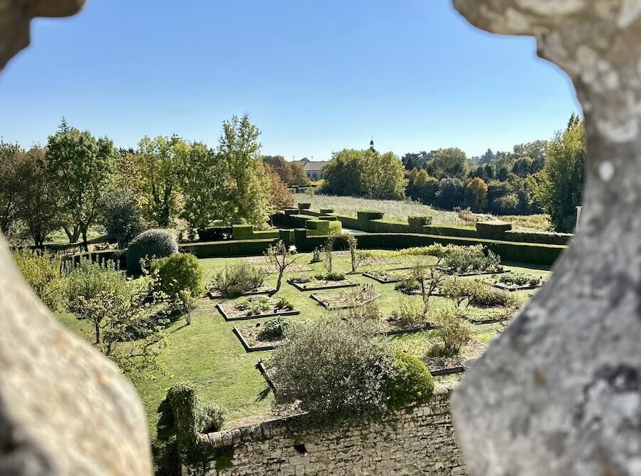Jardin médieval du château de Vayres
